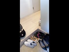 gomen-01 Hitomi Tanaka Spreads Legs Wide Open for Raw Stud Action