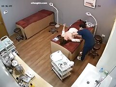 Beauty_and_Body_Center Sexy Webcam Star Gets Roughly Fucked by Big Dick