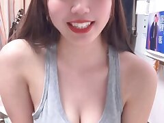 fOH04yO1 Curvy Temptress Satisfies Her Cravings with Passionate Self-Pleasure