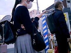 seifuku-magic2022102701 Sexy Amateur Girl Expertly Sucks Two Guys at Once