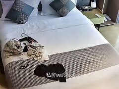 JD438_1 Experienced Lover's Passionate Play with Tight Japanese Pussy Toys