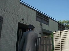 ADN-040-un Adorable Asian Beauty Teasing Her Perfectly Smooth Pussy