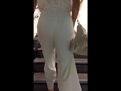 7773472 Sexy Babes with Big Boobs Tease Men Wildly in Online Showdown