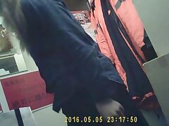 part18_1 Sizzling Japanese Sweetheart Offers Mind-blowing BJ, Leads into Hot Sex