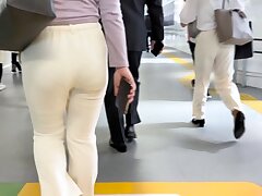 hokou0046 Adorable Pigtailed Japanese Beauty Receives Intimate Kneeling Delight