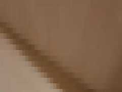 28647 Chubby Bombshell Showcase Her Seductive Body in Steamy Bedroom Playtime