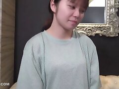 0xjTJj05 Dark Haired Babe Delivers Intense Blowjob and Begs for More