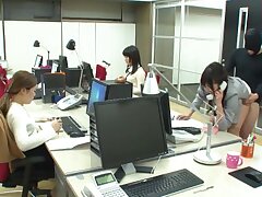 SDDE-403 Seductive Aya Matsuki Displays Her Stunning Pussy Expertly