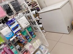 office27 Dark-Haired Japanese Beauty Delivers Sexy Blowjob for Ultimate Pleasure