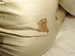 FC2-PPV-3211752 Sexy Naho Hazuki Takes Big Dick in Deep Passionate Fuck