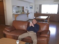 HND-955 Sexy Slim Japanese Teen With Perfect Legs Enjoys Deep Penetrative Sex