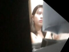 15388911 Experienced MILF Shows Off Her Amazing Blowjob Skills