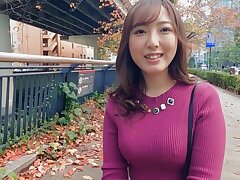 292MY-682 Sizzling Asian Teen Vibrates Pussy to Explosive Orgasm Delight